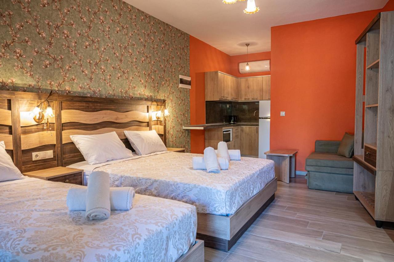 Simi Luxury Suites Плака Литохору Екстериор снимка