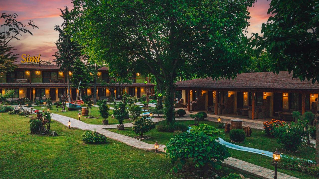 Simi Luxury Suites Плака Литохору Екстериор снимка