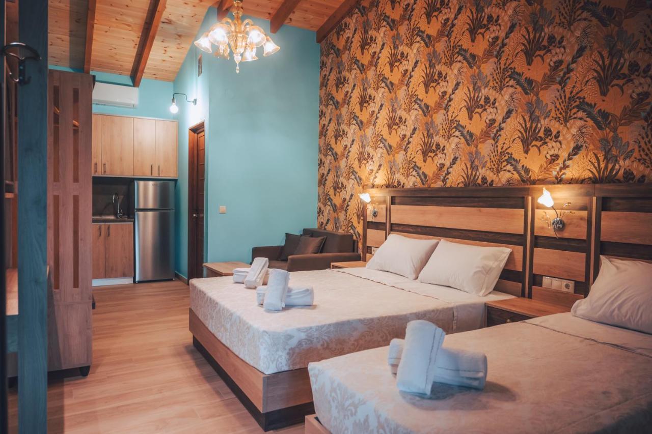 Simi Luxury Suites Плака Литохору Екстериор снимка