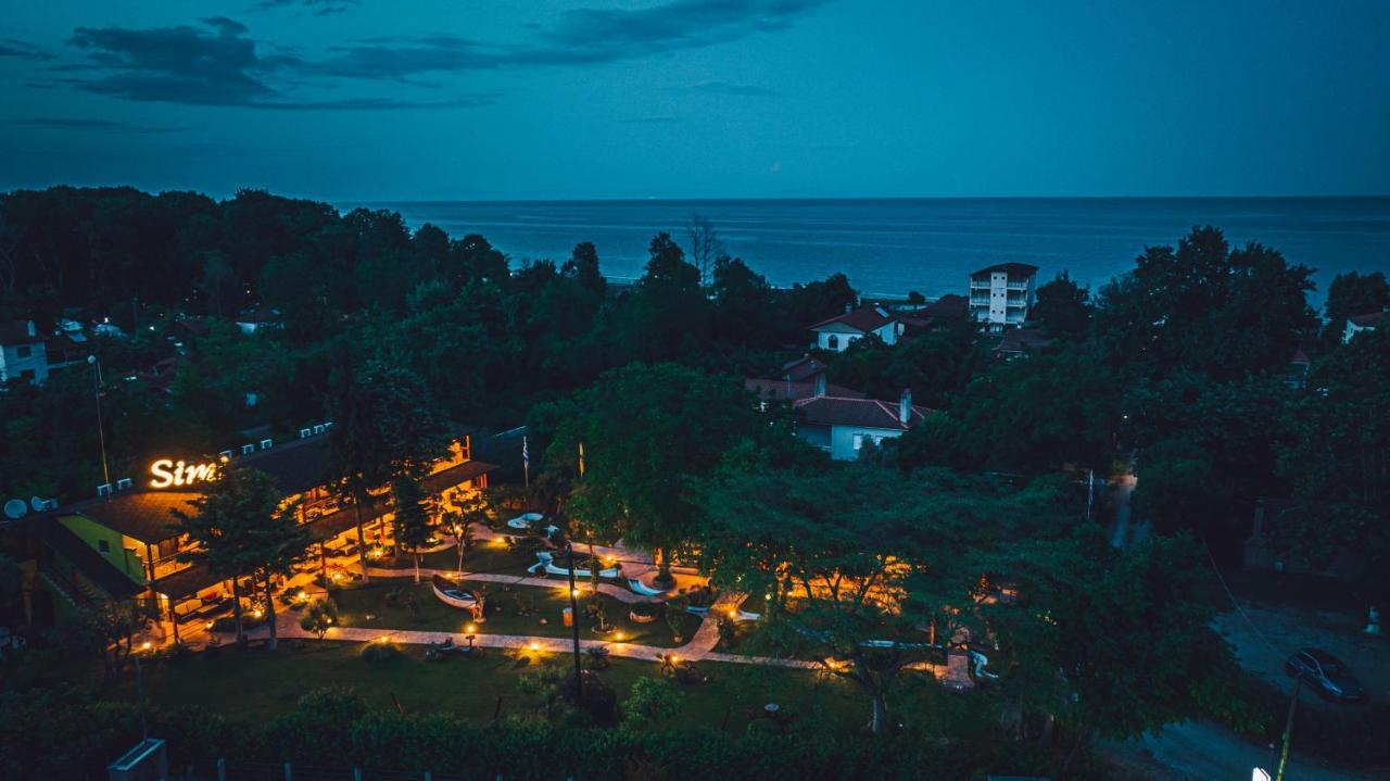 Simi Luxury Suites Плака Литохору Екстериор снимка