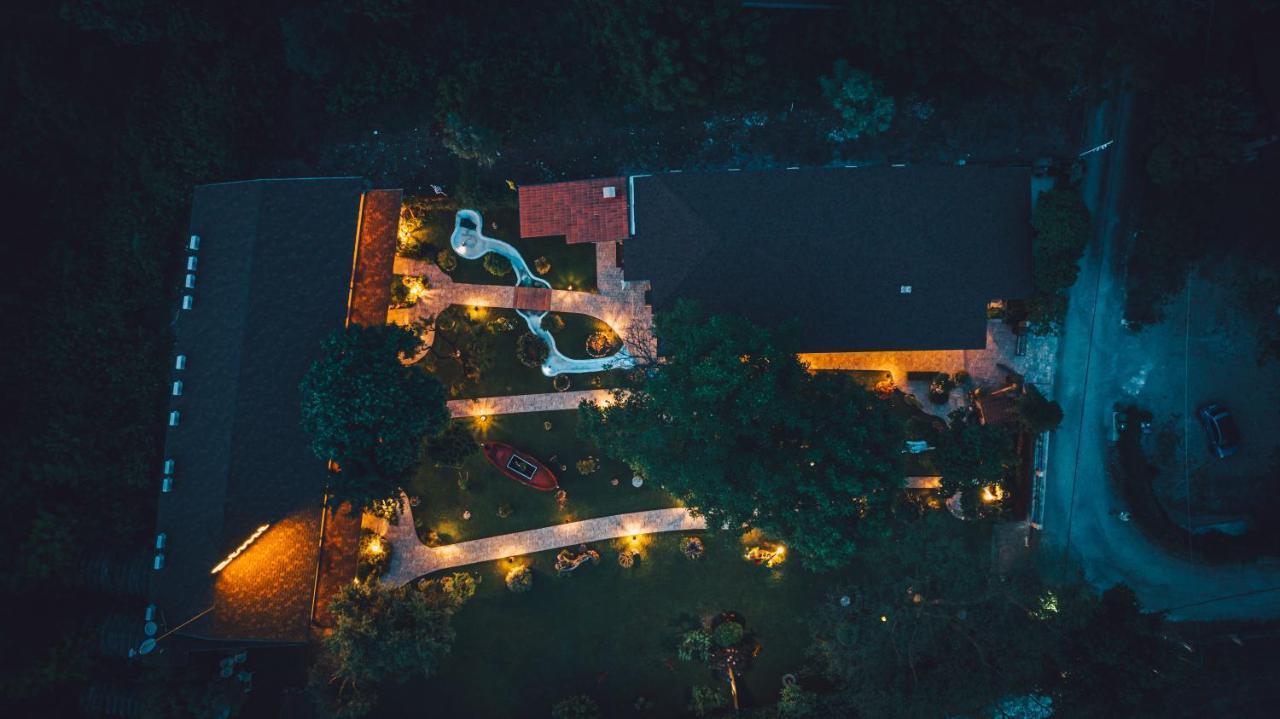 Simi Luxury Suites Плака Литохору Екстериор снимка